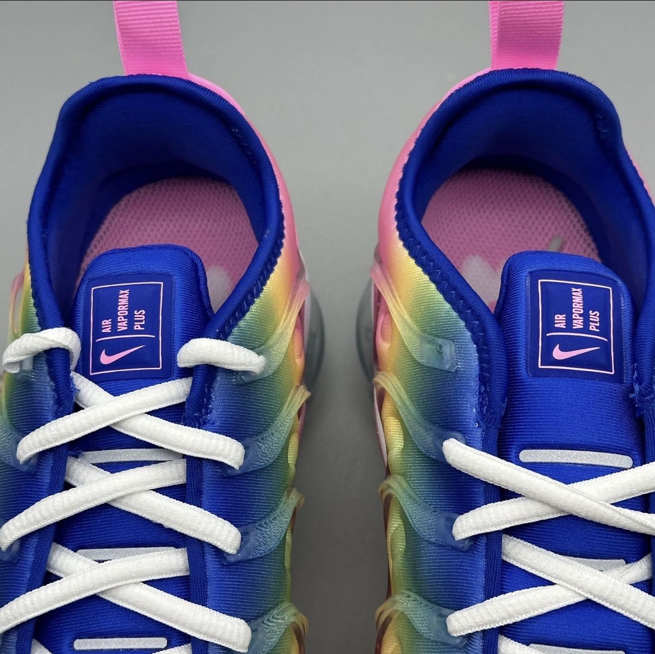Nike Air VaporMax Plus Rainbow Pink Green Blue Yellow FJ4550 606