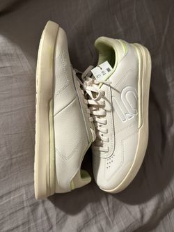 Adidas Sleuth New