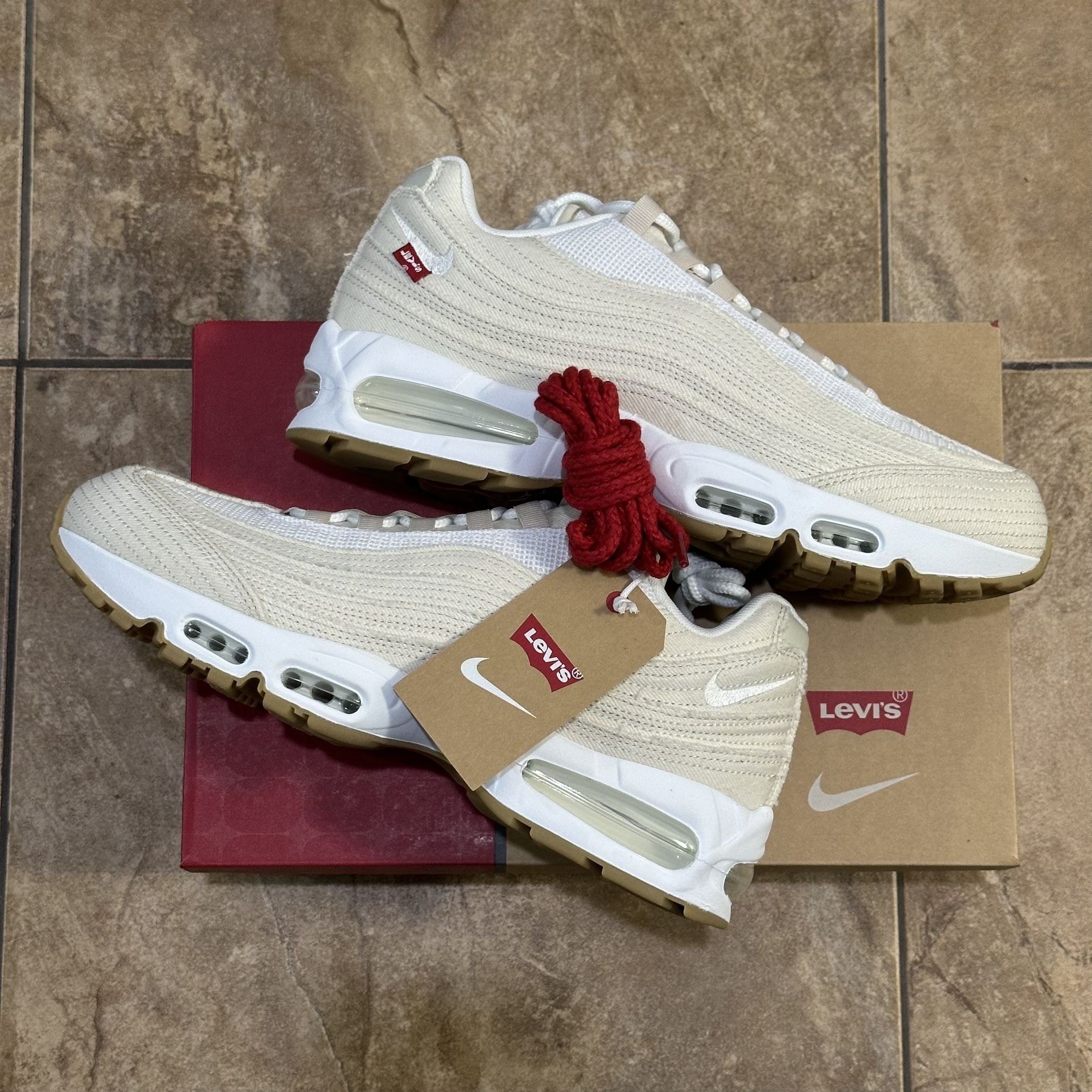 Nike Levi’s Air Max 95 white orewood 12