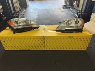 Mercedes ML Headlights