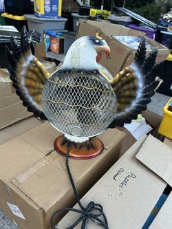 Unique Eagle Fan