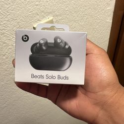 Beats Wireless Buds 