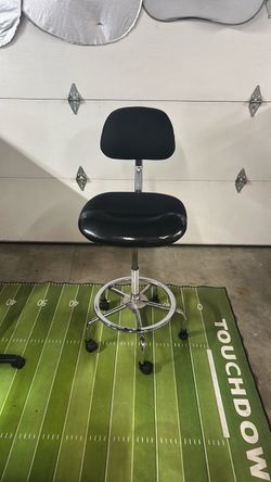Ergocentic High quality stool.
