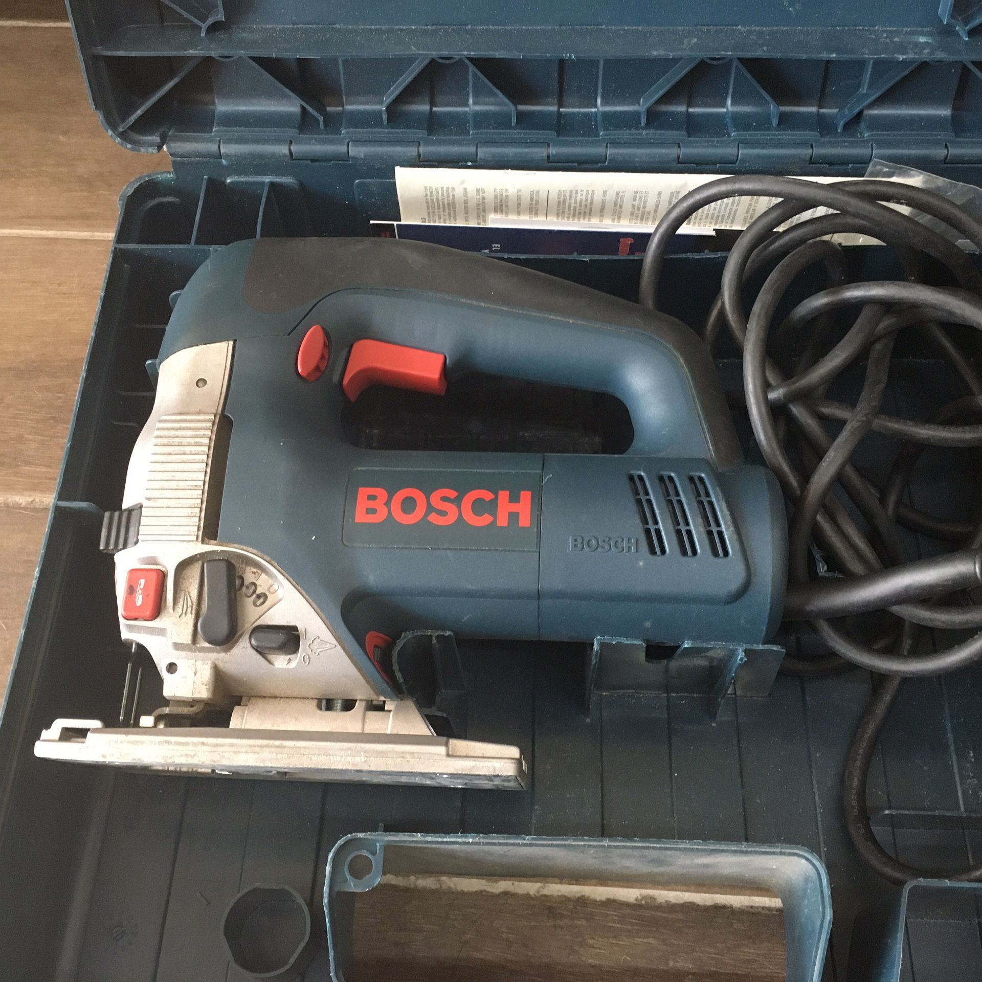 BOSCH 1590EVS 120V 6.4A Precision Control Variable Speed Corded Jigsaw Swiss