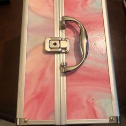 Cosmetics Organizer