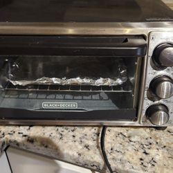 Black+Decker Electric Oven $11