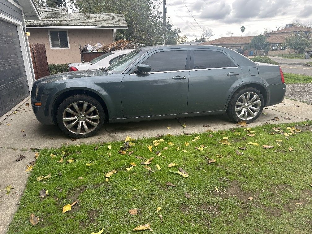 2005 Chrysler 300