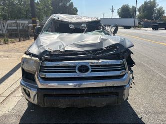 Parting out 2017 Toyota tundra parts only