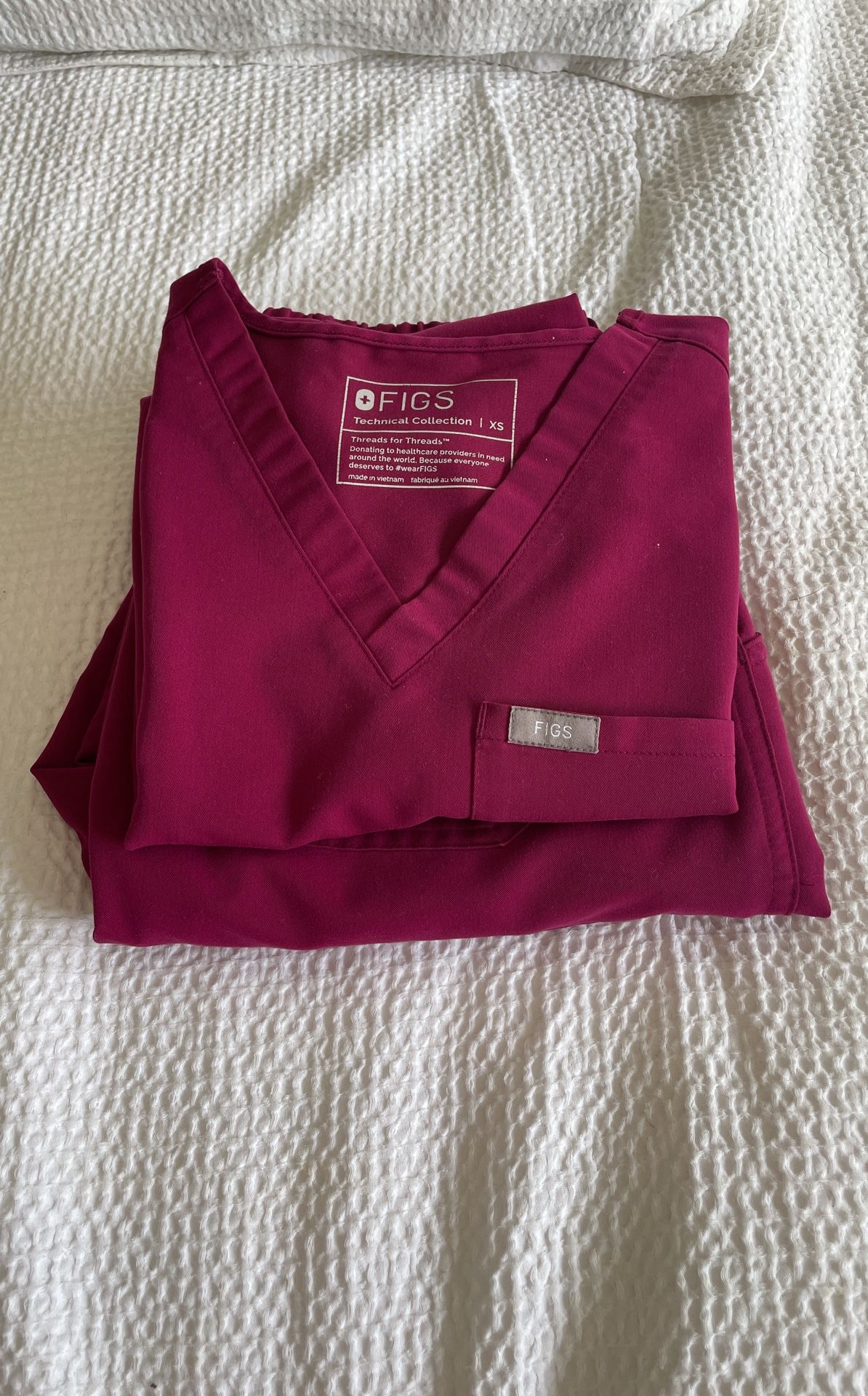 XS fig Scrubs