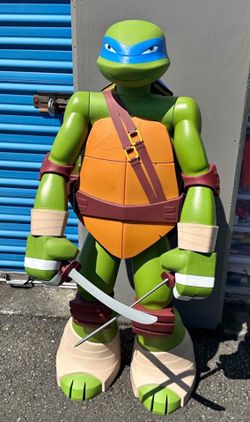 TMNT 48” Tall Leonardo Figure!!