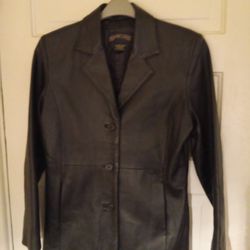 Like New Beautiful Black Leather Coat