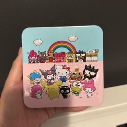 Hello Kitty Playing Cards & Tin 