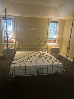 King Size Bed, Night Stand, Lamps, And Small Table 