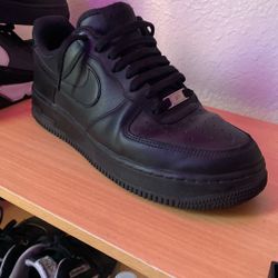 Black Air Force 1 Size 9 Men