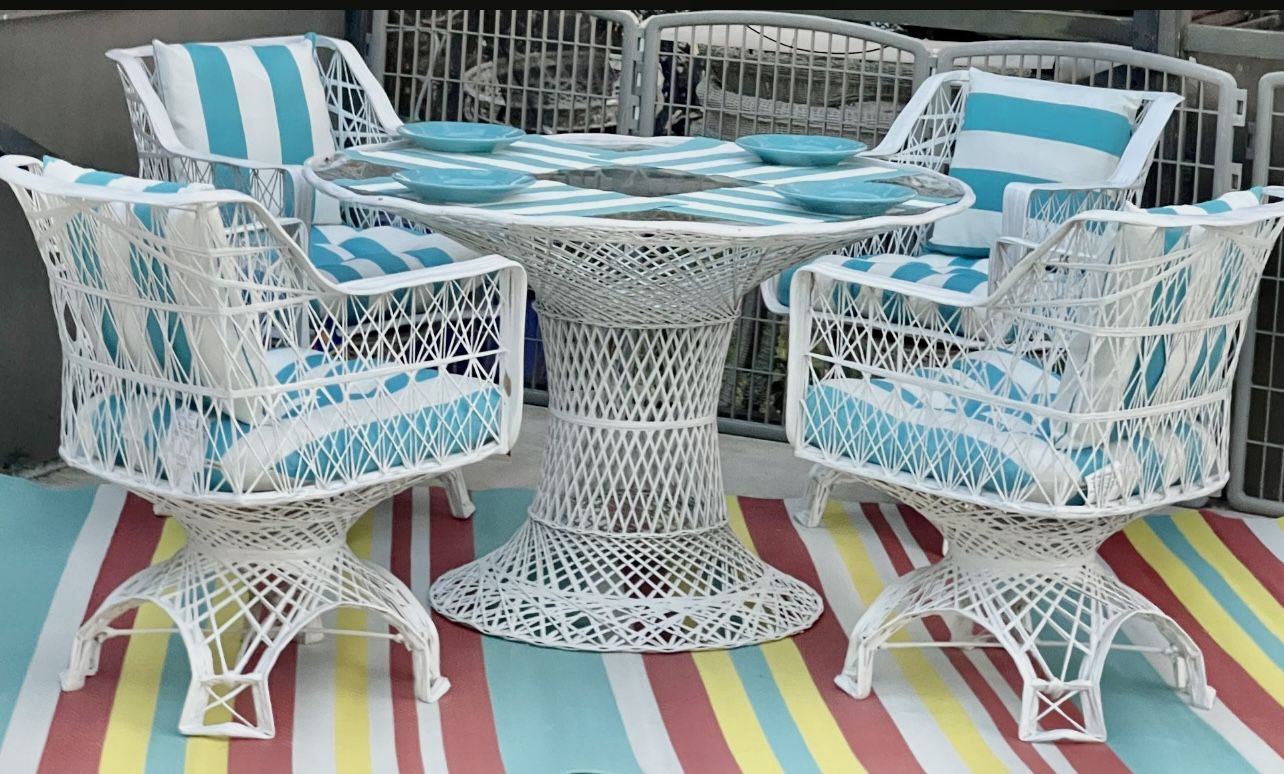 Dining Table Russell Woodard Fiberglass Patio Furniture MCM