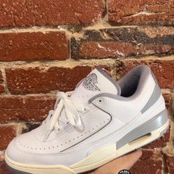 Jordan 2 Cement Grey Size 10.5