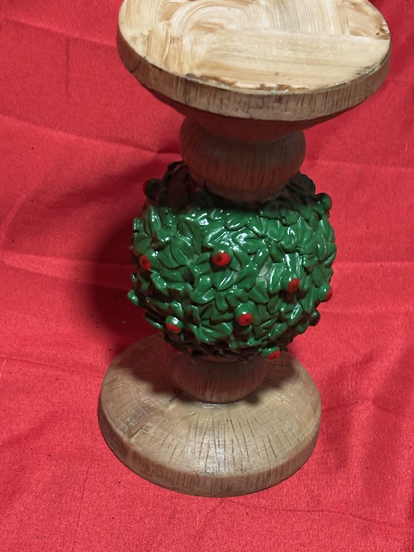 Candle holder