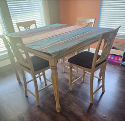 Dining Table set of  4 Chairs