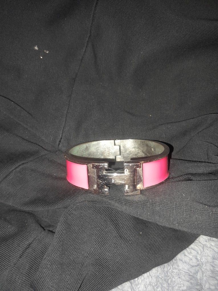 HERMES CLIC H BRACLET PINK AND SILVER