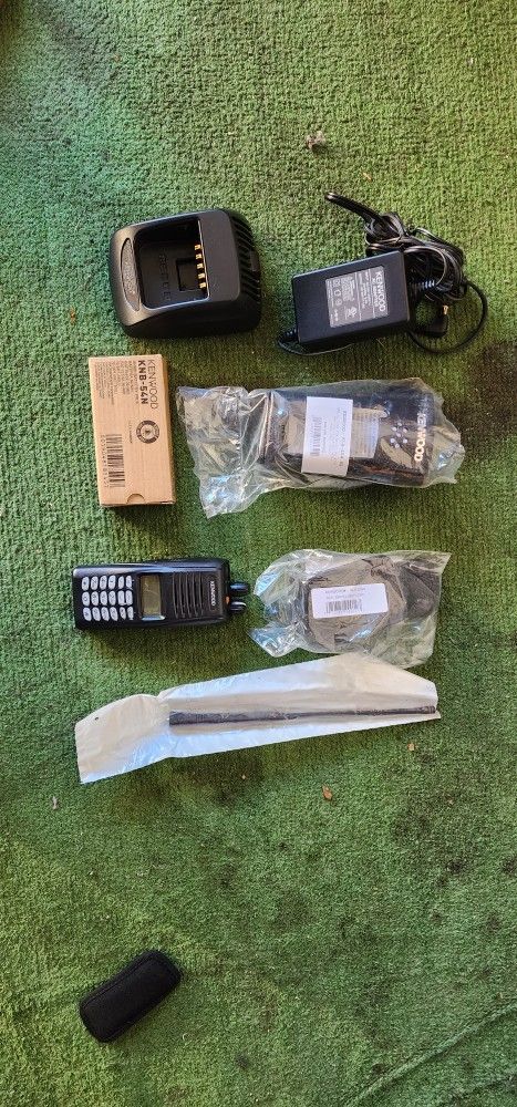 Kenwood NX200 Handheld Portable Radio