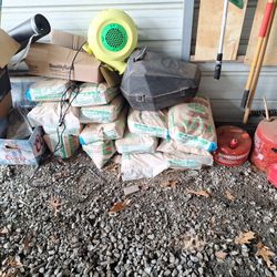 14--50 Pound Bags Of Play Sand 