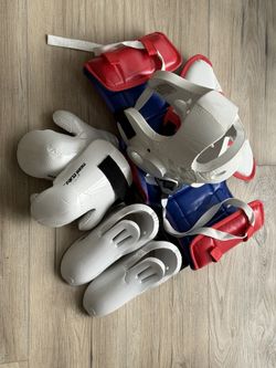 Taekwondo Children Sparring Gear full set with backpack