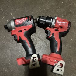 Milwaukee Drills NO BATTERIES NO CHARGER