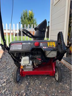 21” Yard Machine snow blower