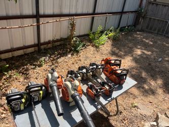 Chainsaw for parts only.