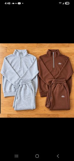 Alo Quarter-Zip Sweatsuit Set
