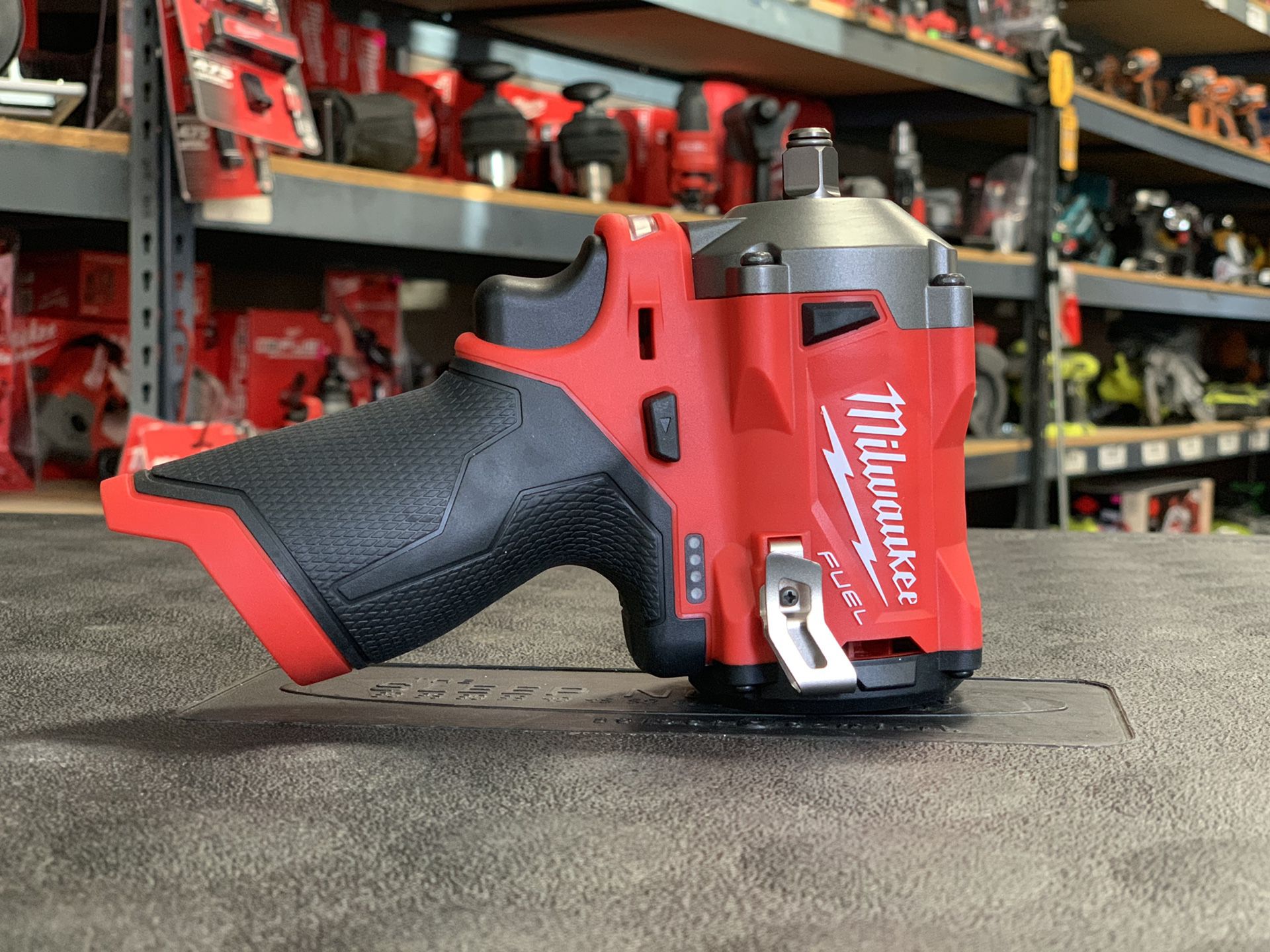 MILWAUKEE M12 FUEL CORDLESS STUBBY 3/8in IMPACT WRENCH NO BATTERY OR CHARGER INCLUDED TOOL ONLY SOLO LA HERRAMIENTA