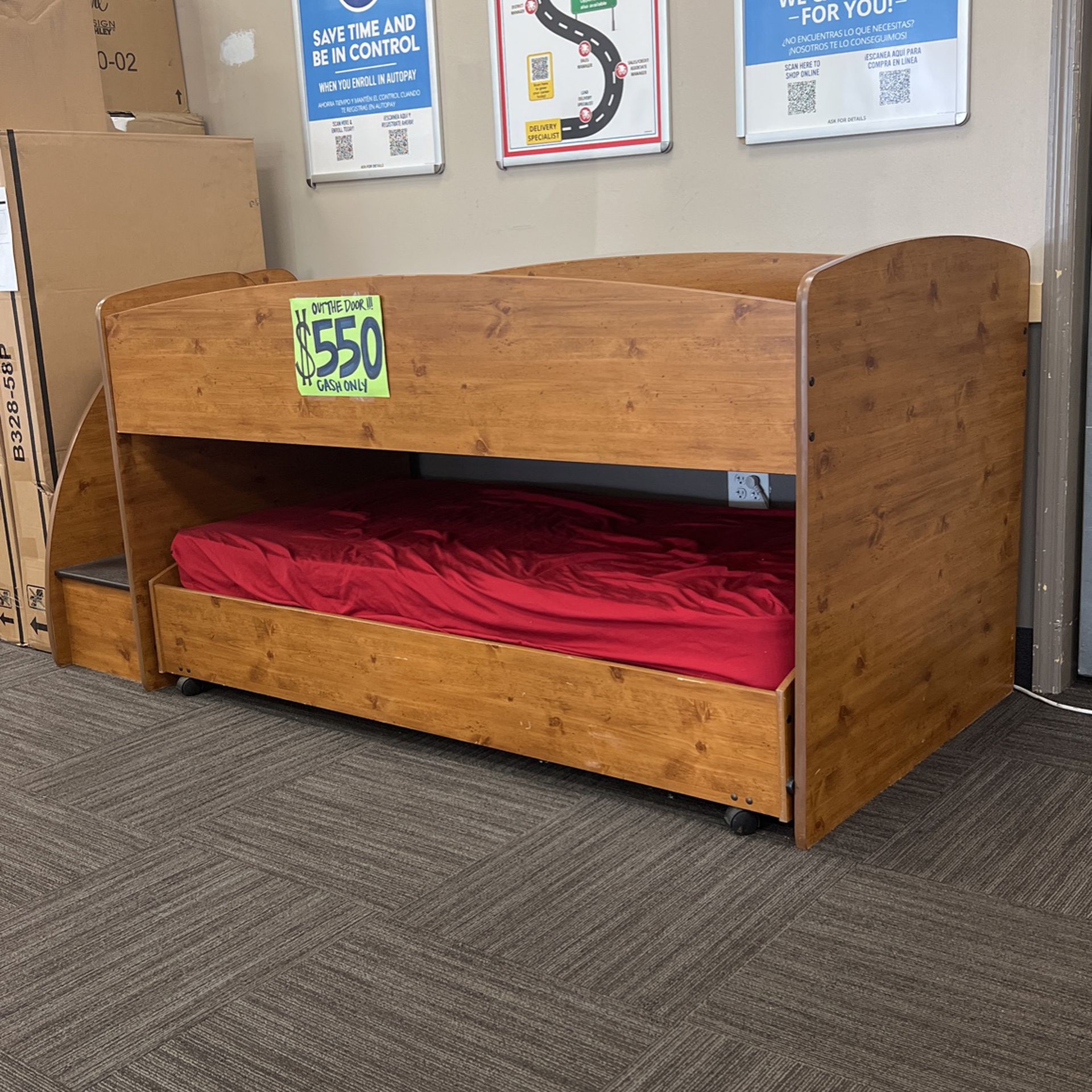 Twin Trundle Bed (bunk bed )