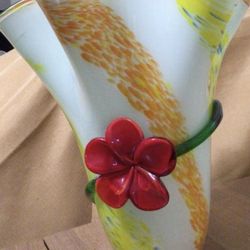 VTG ART BLOWN GLASS VASE