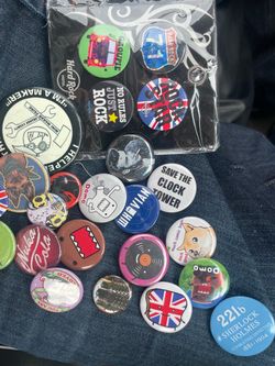 Mixed Pop Culture Pinback Button Lot