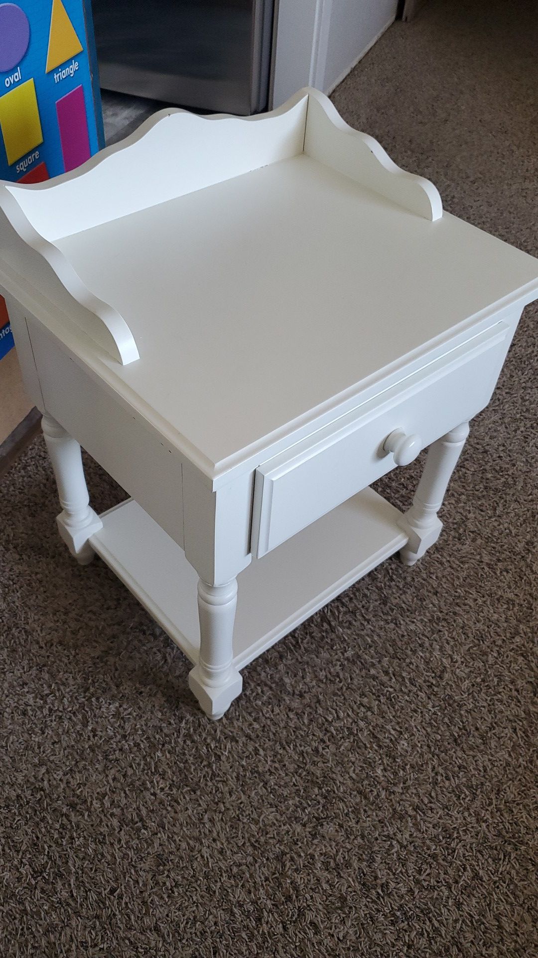 Single White night stand with drawer