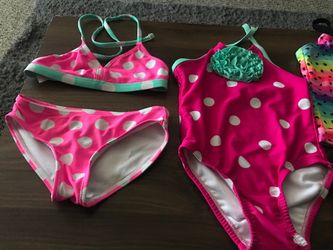 5 bathing suits in size 4/5 girls