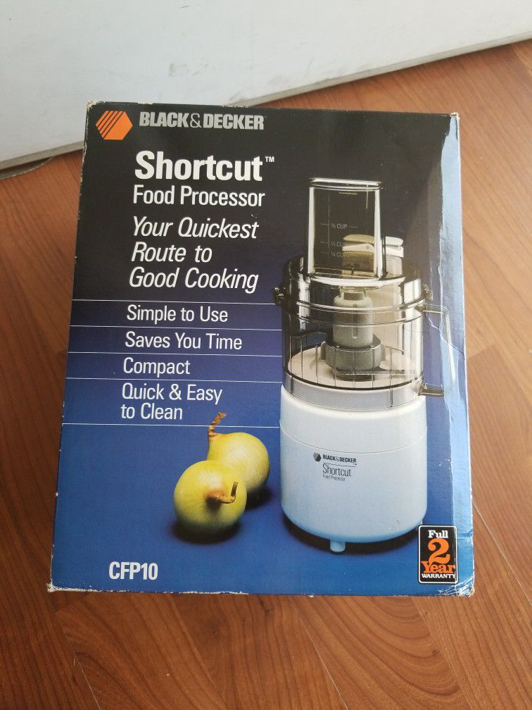 Black & Decker Shortcut Food Processor Model No CFP10 for Sale in