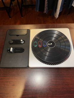 DJ Hero Turntable Controller for PlayStation