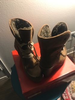 Women’s Mossimo Fur lined Boots