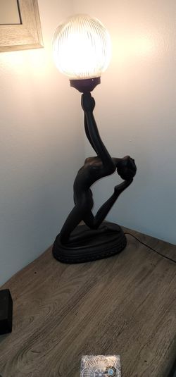 Woman’s figure lamp