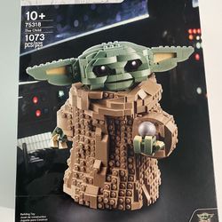 LEGO Star Wars: The Mandalorian Series The Child 75318 - Baby Yoda Grogu Figure, Building Toy. New!