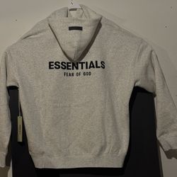 Essentials, Supreme, Spider 