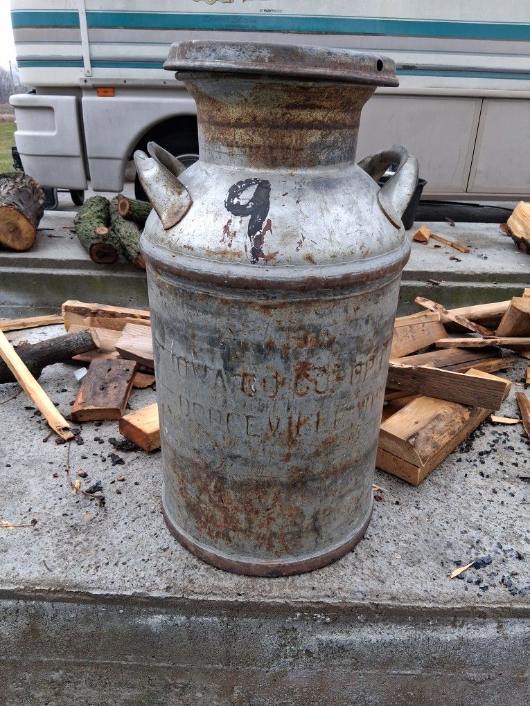 Antique Iowa Co Coop Dairy Milk Can Dodgeville Wisconsin 
