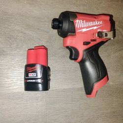 M12 FUEL 12V Lithium-Ion Brushless Cordless 1/4 in. Hex Impact Driver w/CP High Output 2.5 Ah Battery Pack
