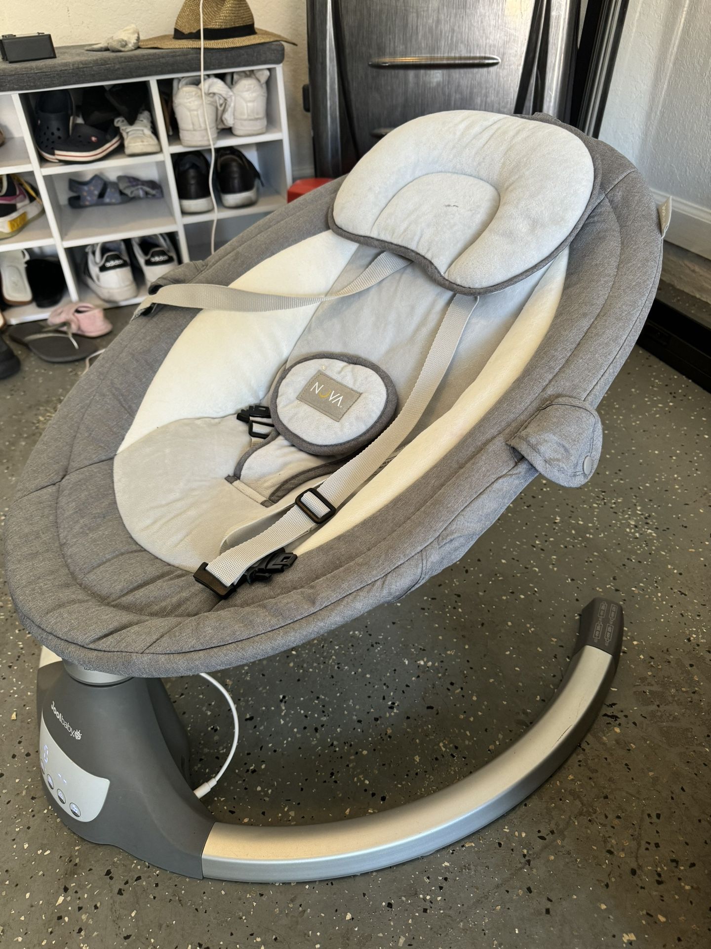 Hook Baby Swing Like New