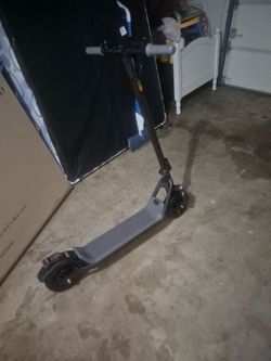 Niu scooter