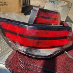 Nissan Sentra Taillight's 