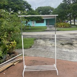 Adjustable Clothes Rack For Room And Laundry 