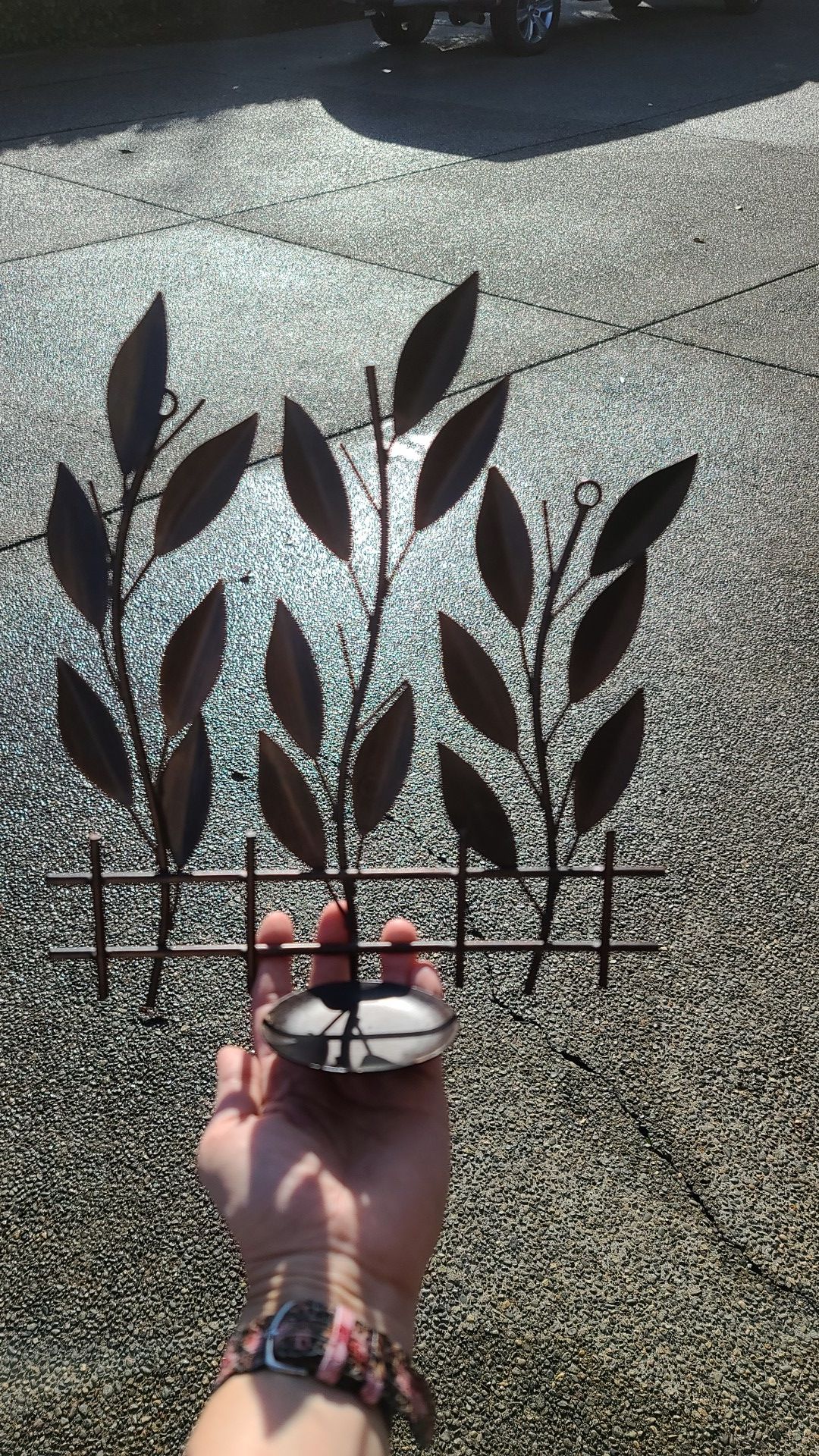 Wall candle holder