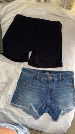 American Eagle and hollister sizes6-7. $18 Each